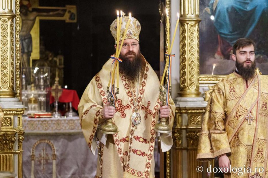 Preasfințitul Părinte Nectarie a slujit la Catedrala Mitropolitană din Iași / Foto: Mihail Vrăjitoru