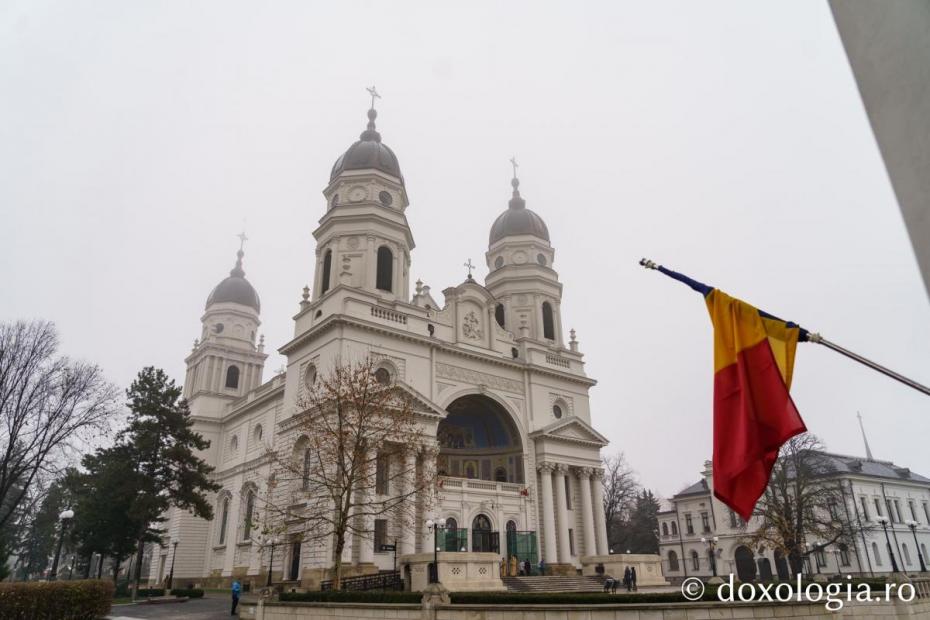 Preasfințitul Părinte Nectarie a slujit la Catedrala Mitropolitană din Iași / Foto: Mihail Vrăjitoru